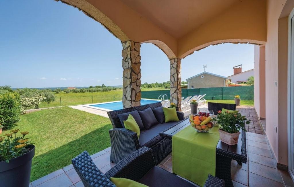 Holiday House Verica with pool photo 4
