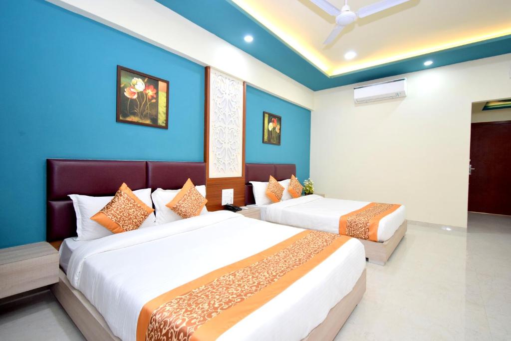 The Sky Imperial- Hotel Gopal Darshan photo 3