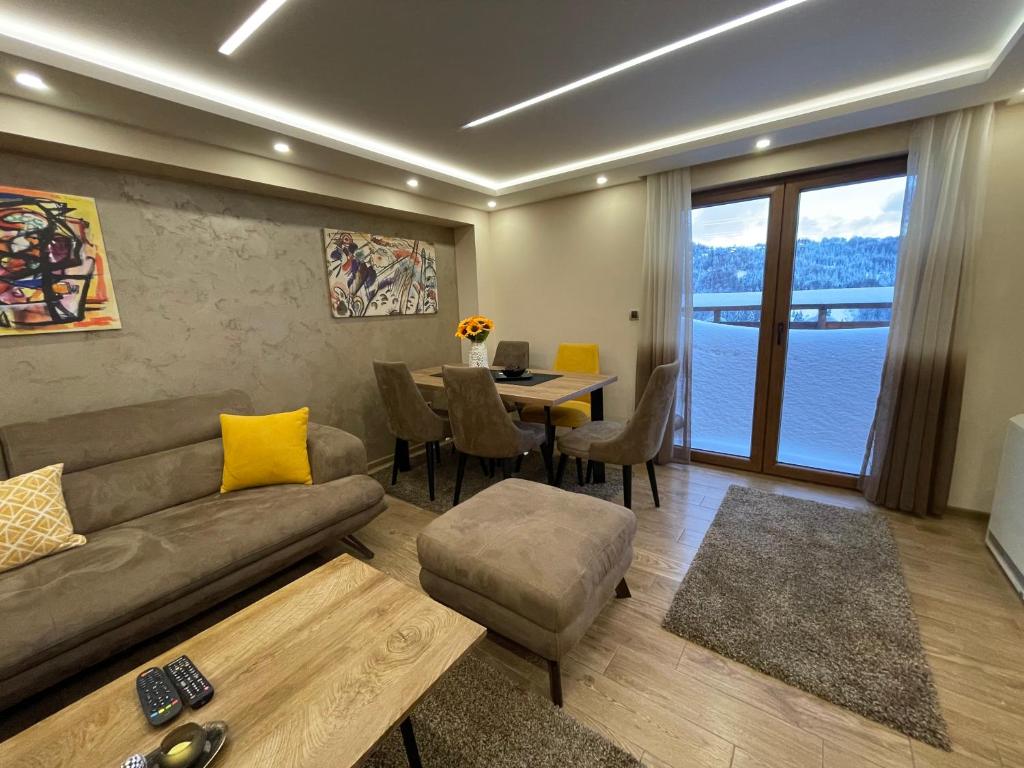 Casa Nostra Kop photo 3