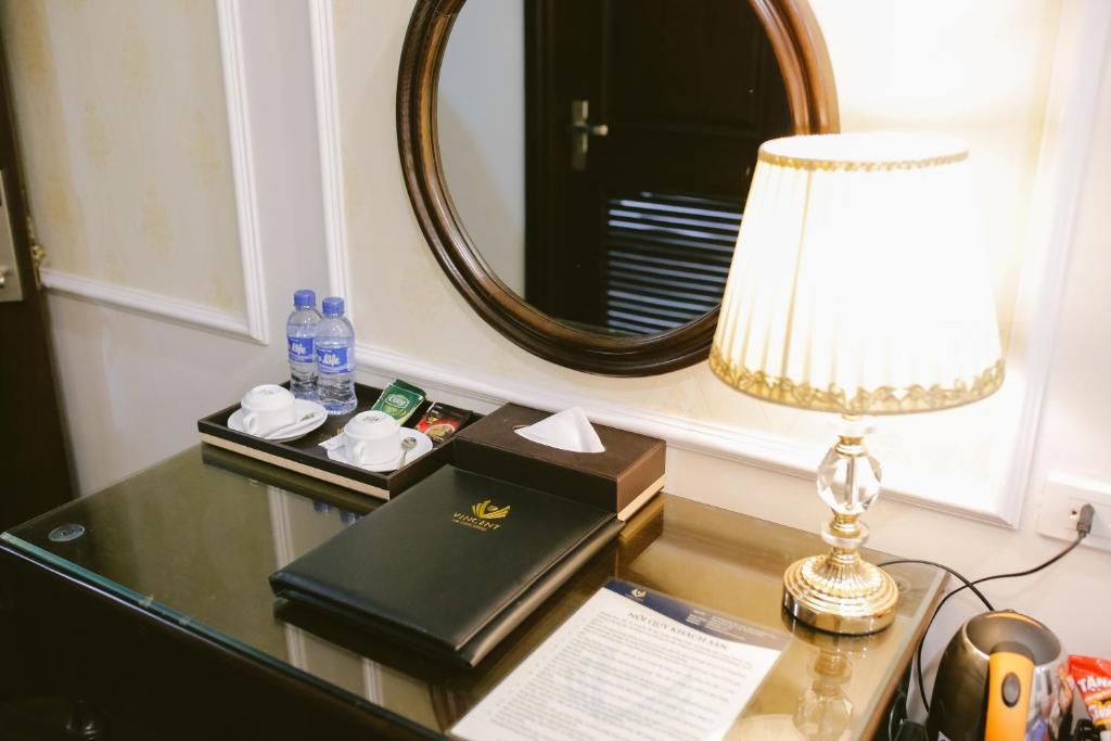 Vincent Halong Hotel