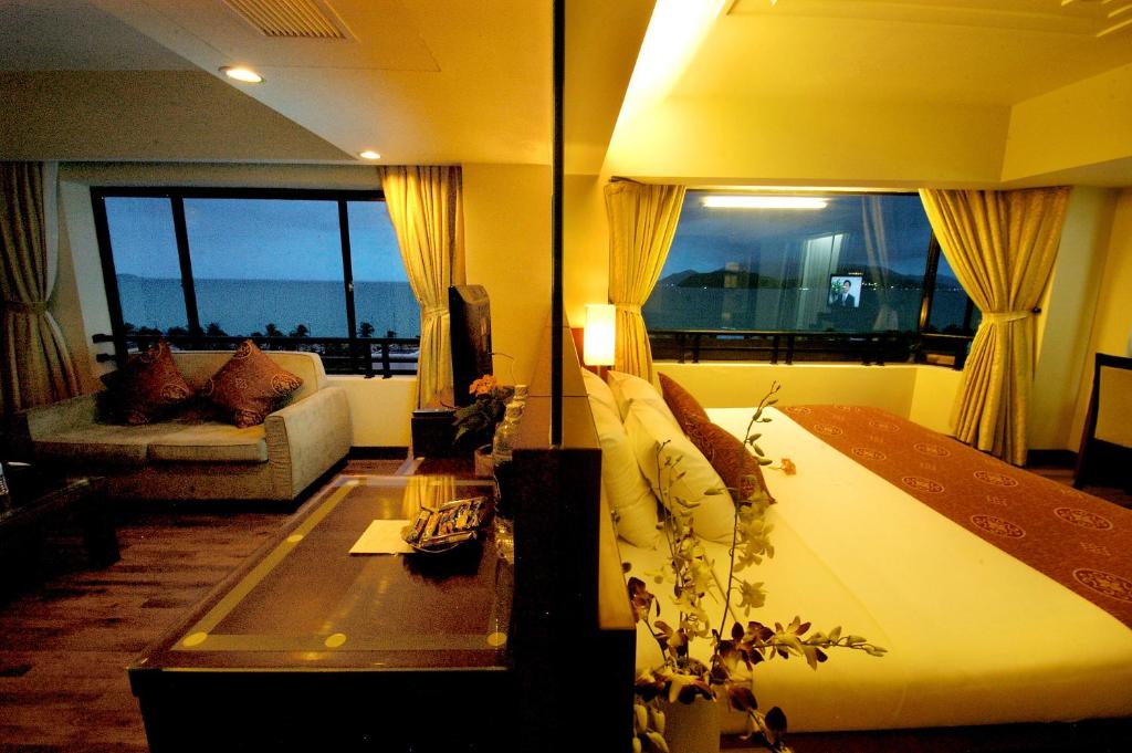 Сьюит (Люкс, вид на море), Asia Paradise Hotel