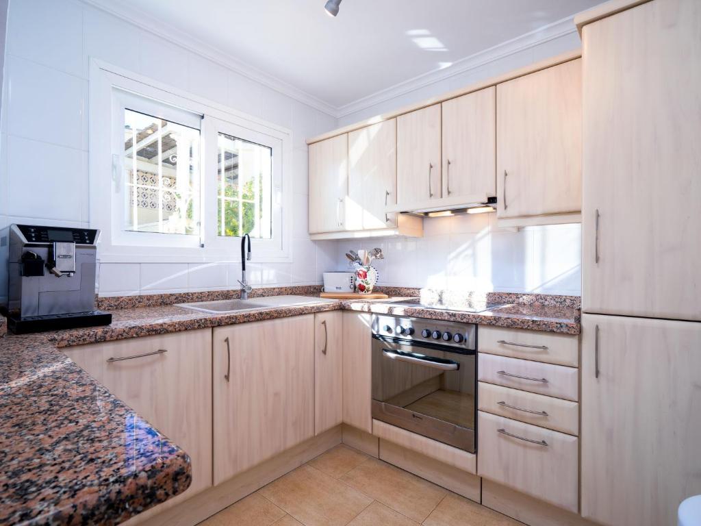 Holiday Home La Begonia by Interhome photo 4