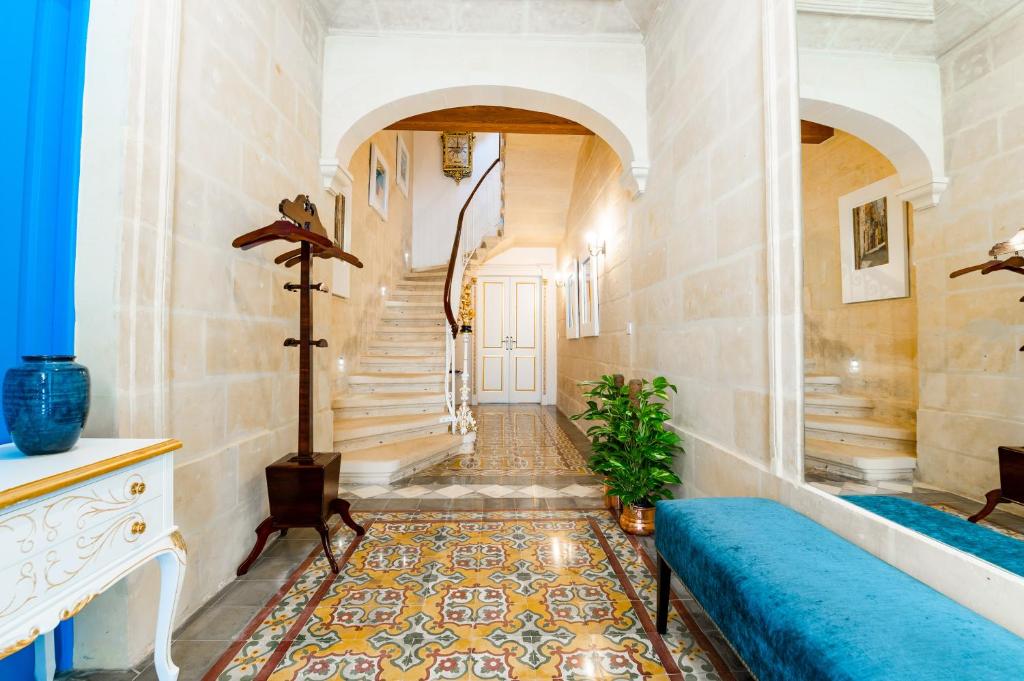 Monreal Boutique Townhouse - R024RM5 photo 1