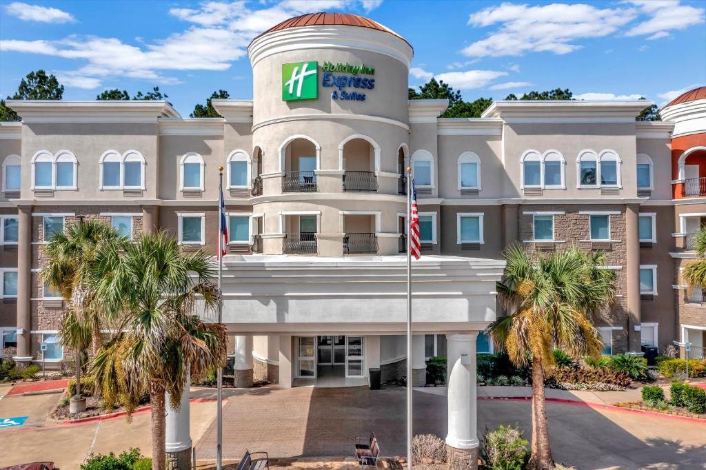 Holiday Inn Express & Suites Lufkin South, an IHG Hotel image