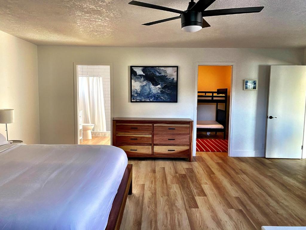 San Dune Inn image
