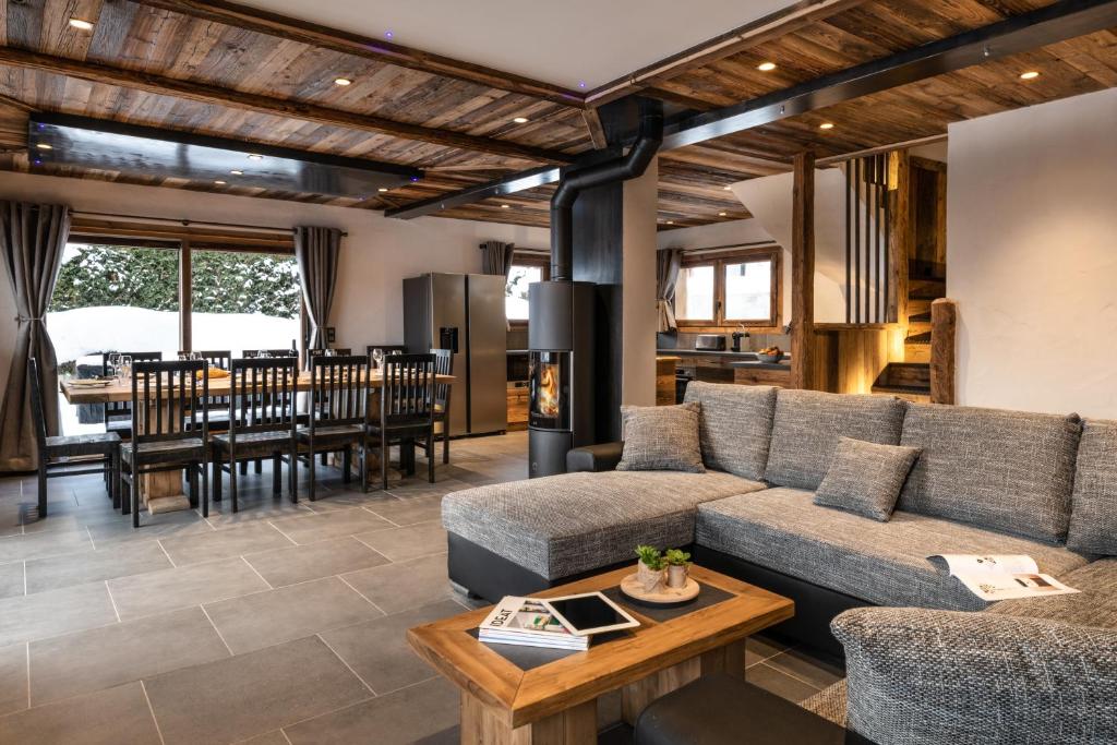 Chalet Saint Maurice - piscine privée & jacuzzi photo 3
