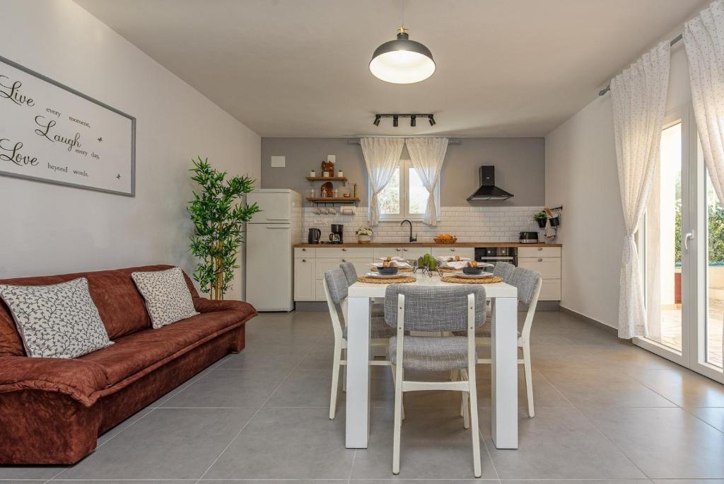 Apartment Bo&Dy with Private Pool
