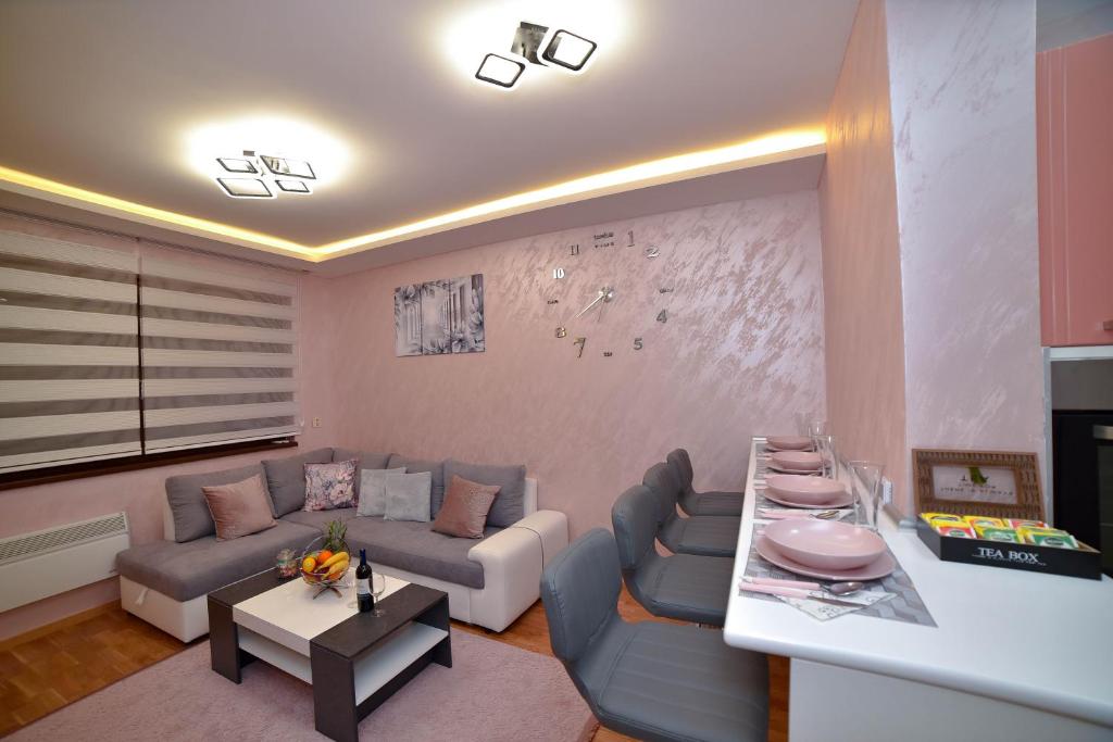 Sunset Lux S3 Wellness & Spa Zlatibor photo 3