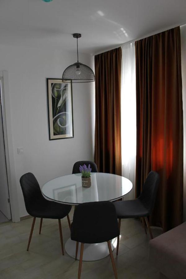 Royal Apartmani photo 2
