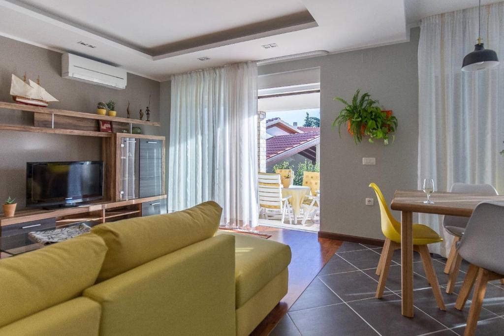 Apartment Josip photo 4