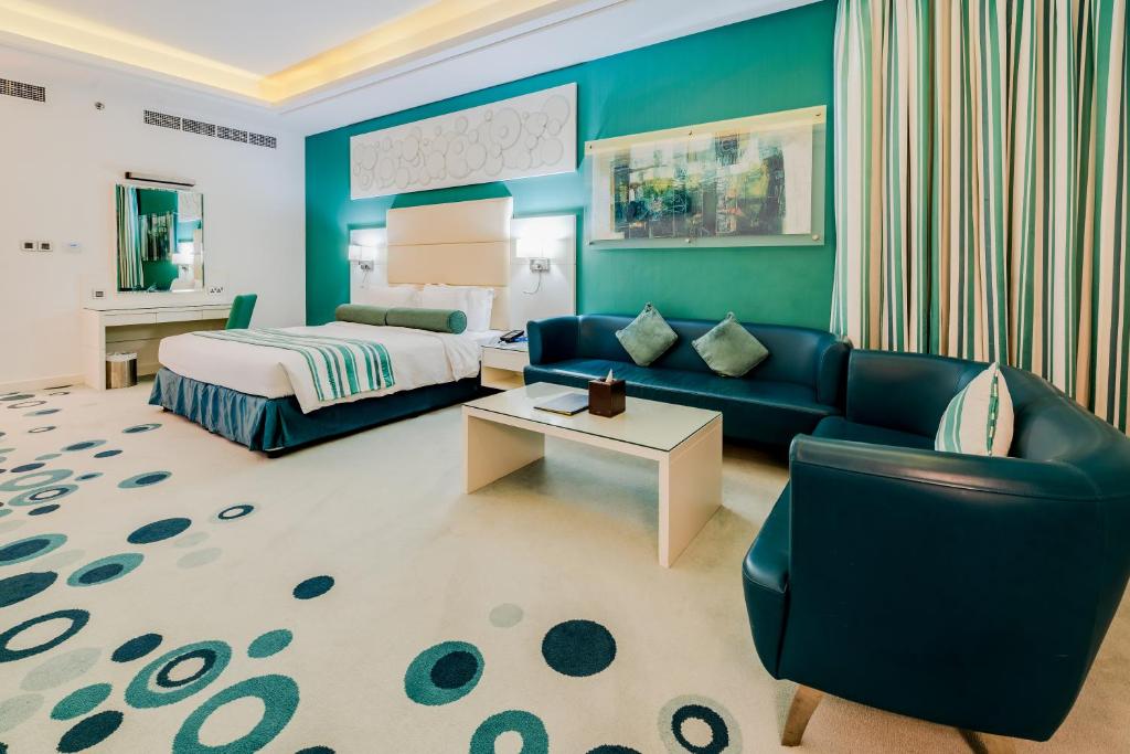 Сьюит (Полулюкс), Отель Gloria Downtown Hotel