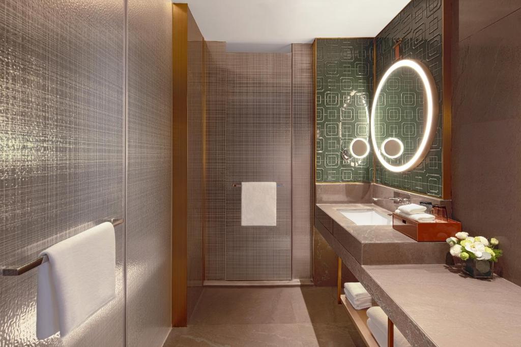 HUALUXE Hotels and Resorts Qingdao Licang, an IHG Hotel photo 4