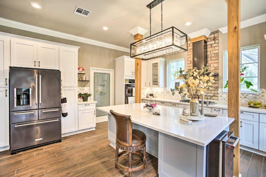 Luxe Home with Yard Near Lake Pontchartrain! photo 1