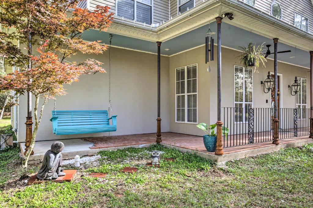 Luxe Home with Yard Near Lake Pontchartrain! photo 2