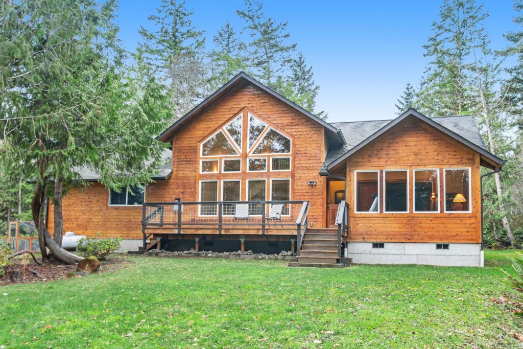 Buckhead Cabin photo 2