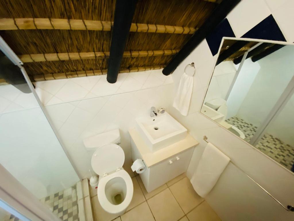 Shalom-self catering apartment photo 2