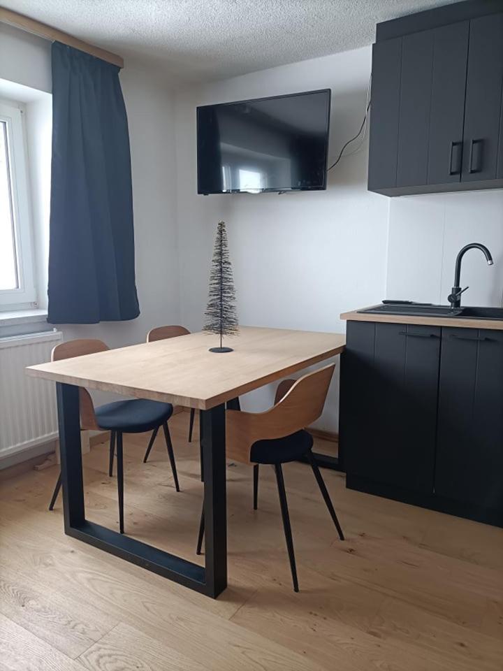 Pension & Ferienwohnungen Haus Edelweiß photo 1