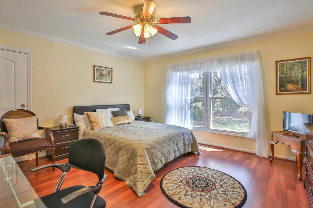 Purcellville Home photo 4