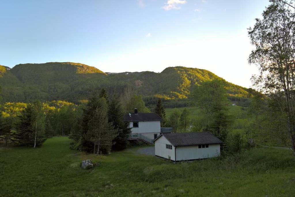 Kråkehaugen Feriehus, a perfect holiday retreat near Åheim photo 2