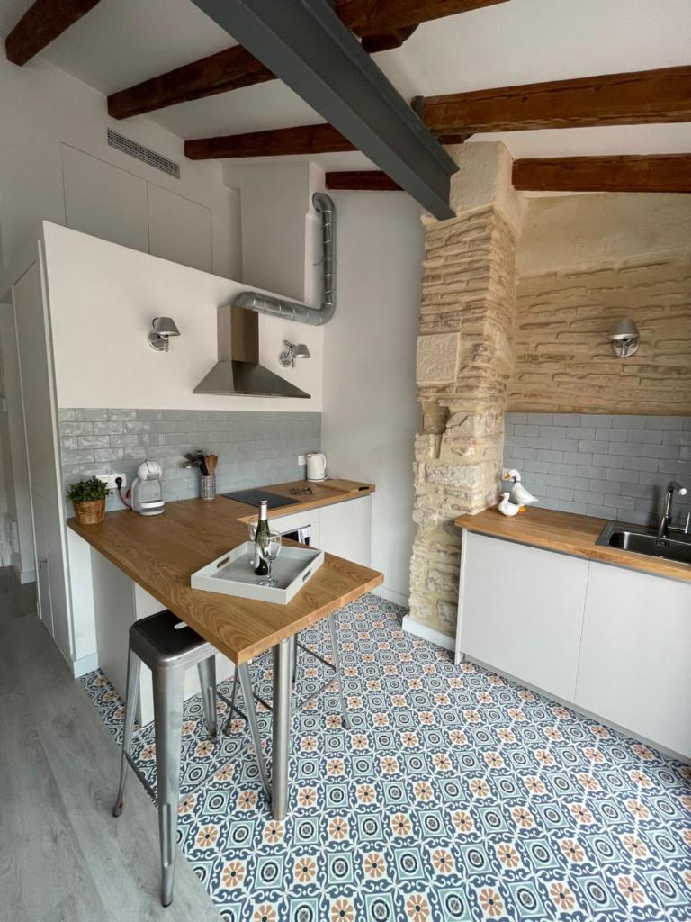 Beautiful loft with big terrace in old town photo 1