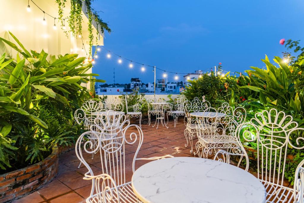 Hotel Misaki Saigon Airport