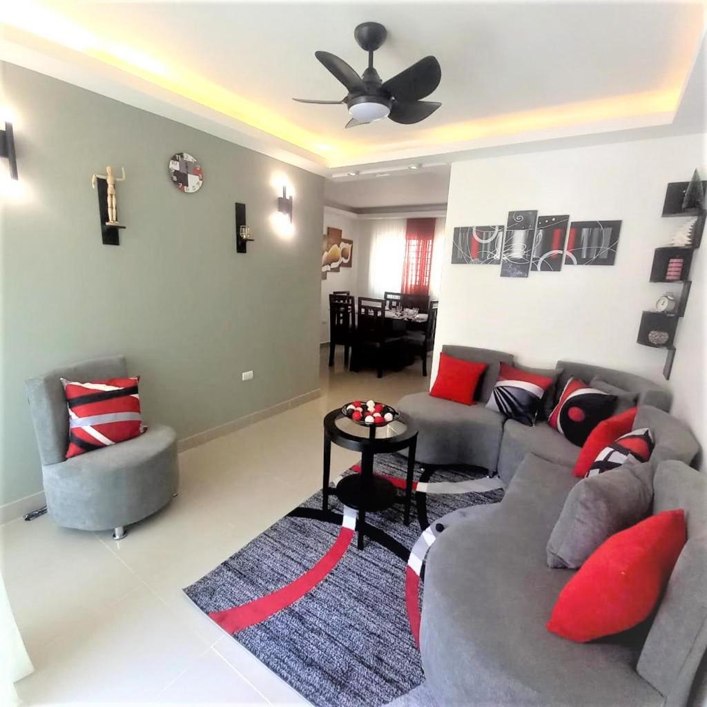 Your Space piscina, parque infantil, 3 habitaciones , Res Breezes Santiago photo 4