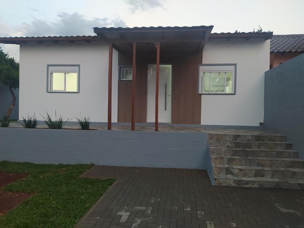 Trentino 66 - Hospedagem em Ijuí, casa agradável com estacionamento photo 2