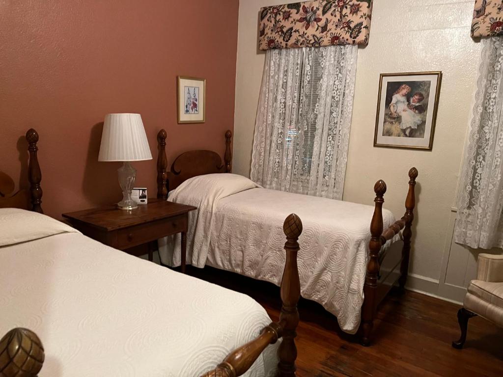 Inn at the Olde Silk Mill photo 4