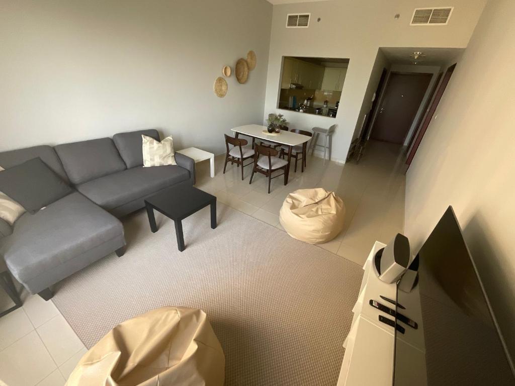 Lovely 1 bedroom holiday home on the beach photo 1