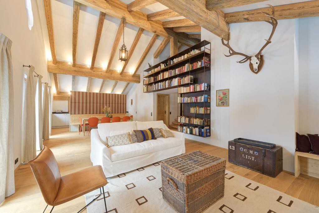 Chalet Silver Fox photo 1