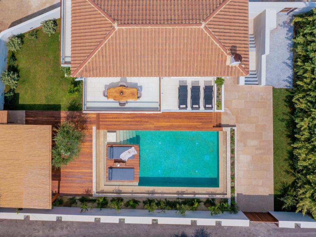 Oresteia Executive Villa, a Flamboyant Retreat, By ThinkVilla photo 1