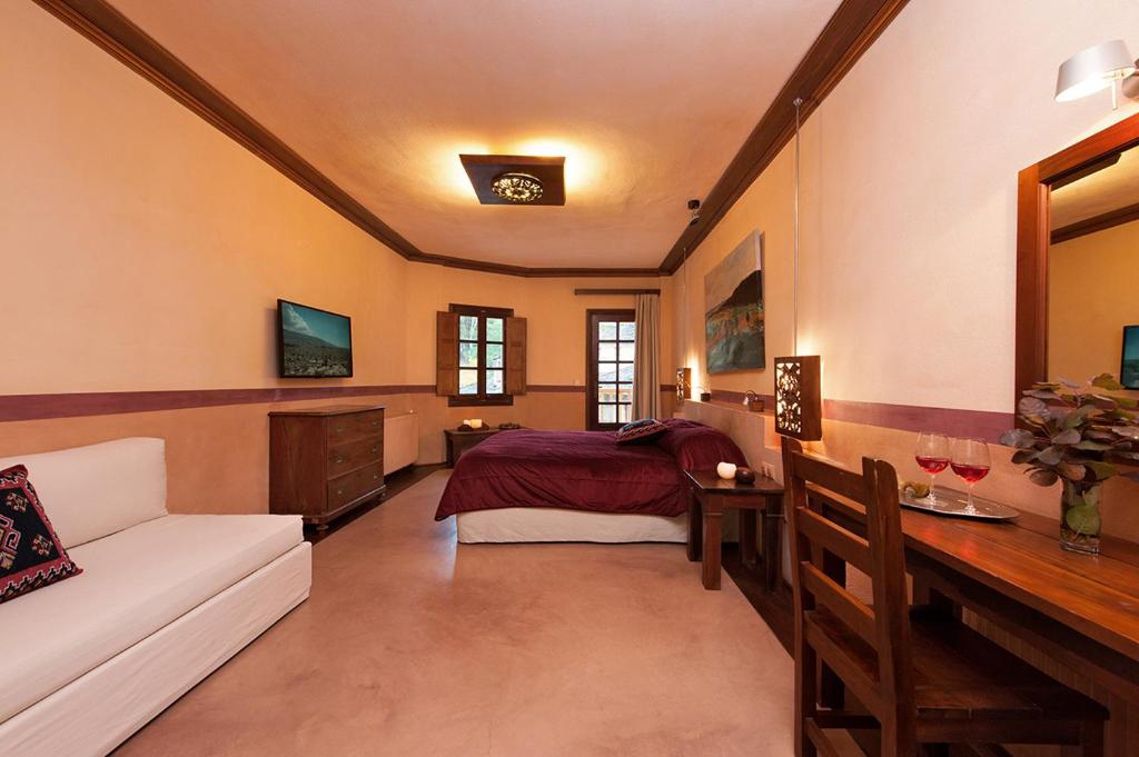 Katogi Averoff Hotel & Winery photo 2