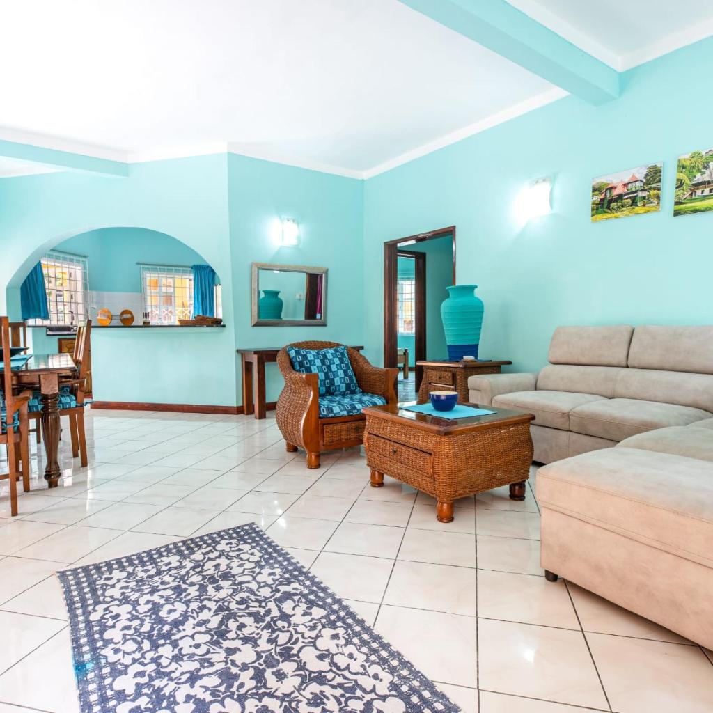 Beau Vallon Residence photo 4