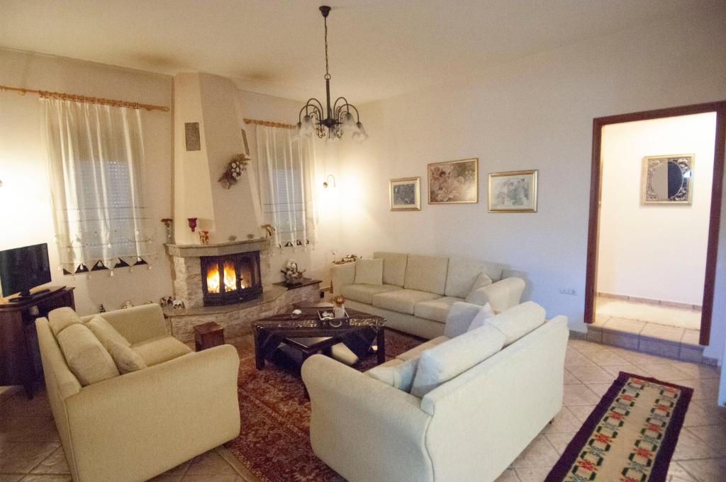 Elati Electra's Cozy House photo 1