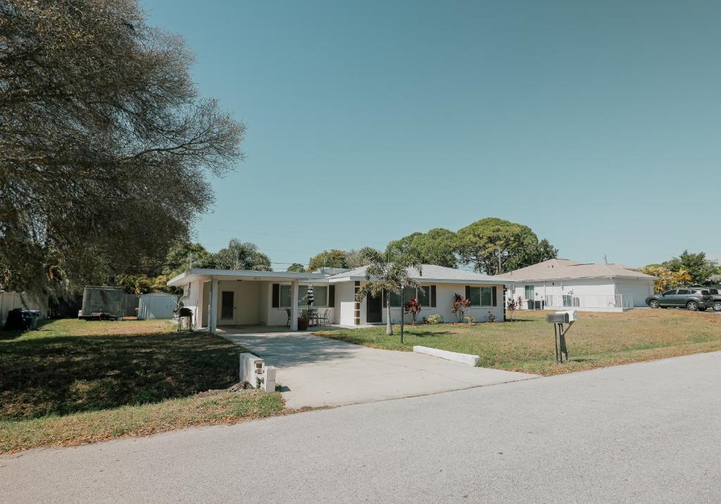 Siesta Vacation Home image
