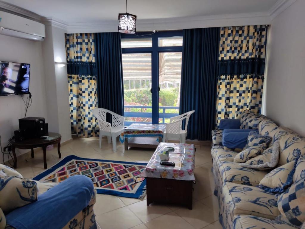 2bed rooms 95m, Garden&sea view, first floor, Family only دور اول بمدخل مستقل photo 1