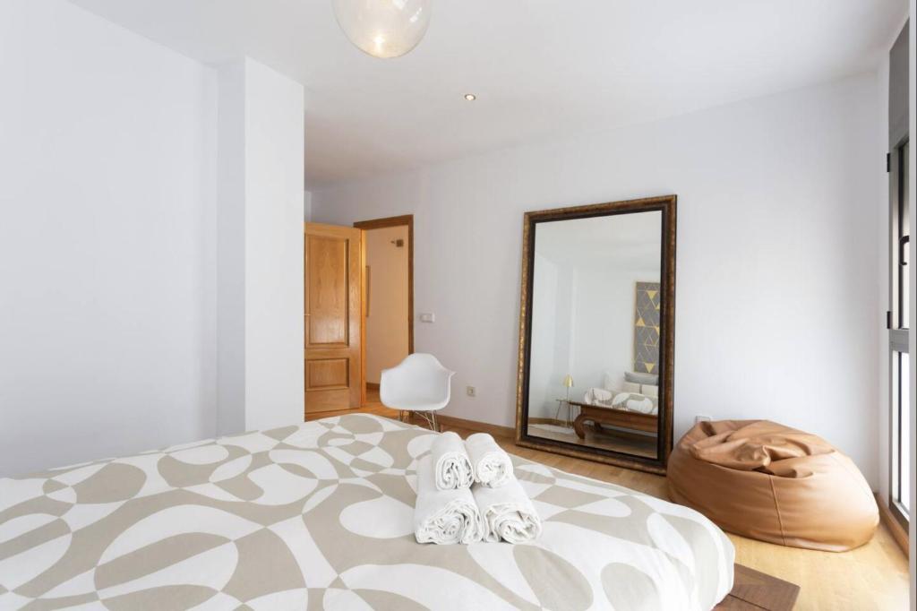 Hauzify I Apartamento Ramon y Cajal photo 4