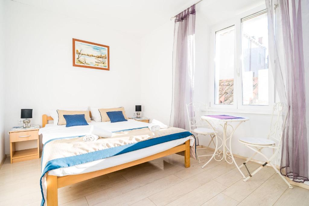 Deluxe Rooms with a terrace view at Old City Gate photo 1