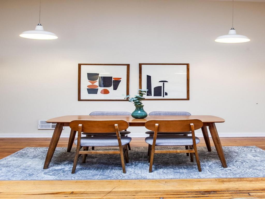 Spacious Old City Loft photo 3