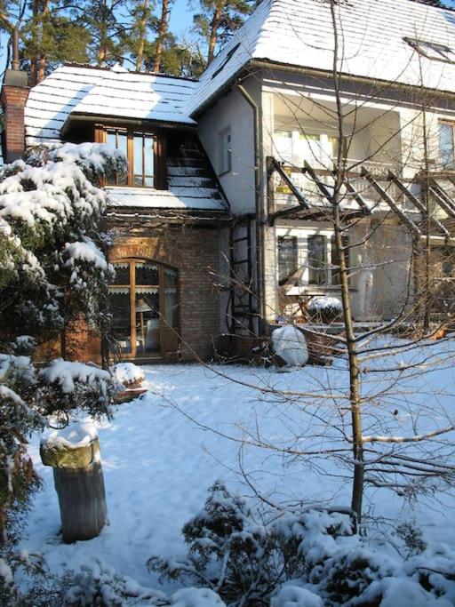 Pokój w domu z ogrodem w Milanówku photo 3