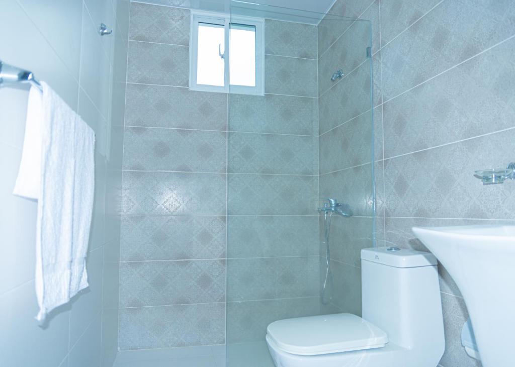 Se renta apartamento amueblado , ubicados en Santiago , 3 habitaciones , 2 bańos , 2 parqueo , área de juego y Piscina. photo 4