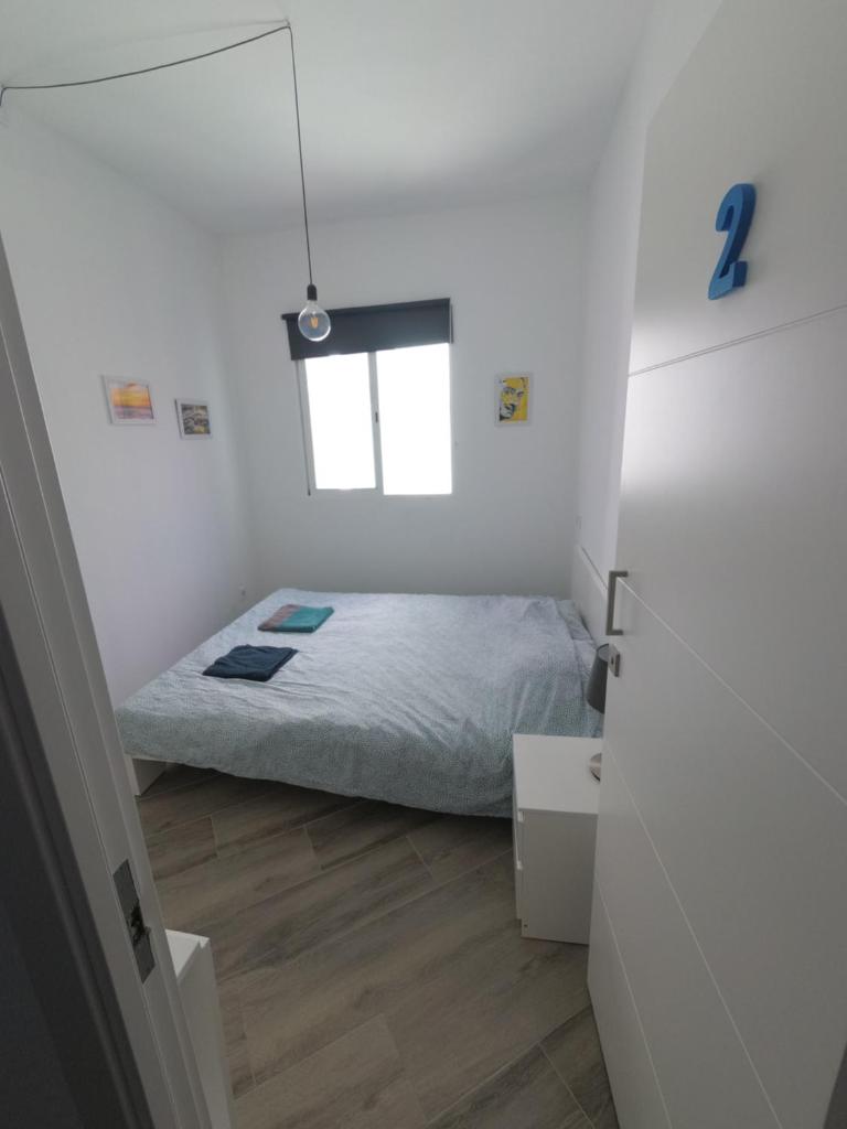 Room with Private Bathroom - Vivienda Vacacional Out of Blue photo 2