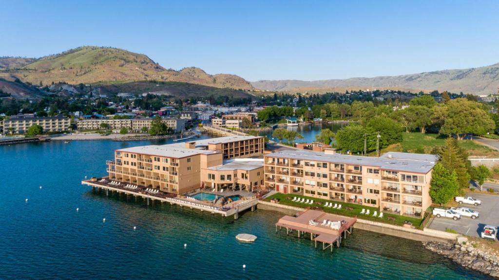 Grandview Lake Chelan- Waterfront View, Pool, Hot tub, Golf, 1 Min To Downtown photo 2