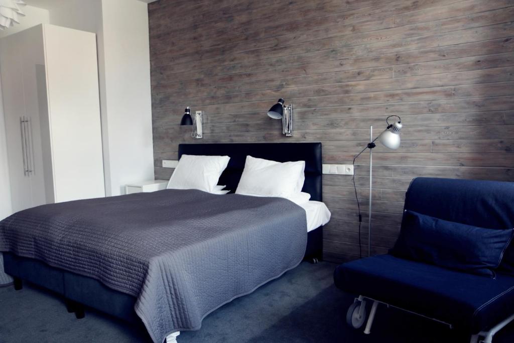 Двухместный (Улучшенный двухместный номер с 1 кроватью), Hotel Grodzka 20