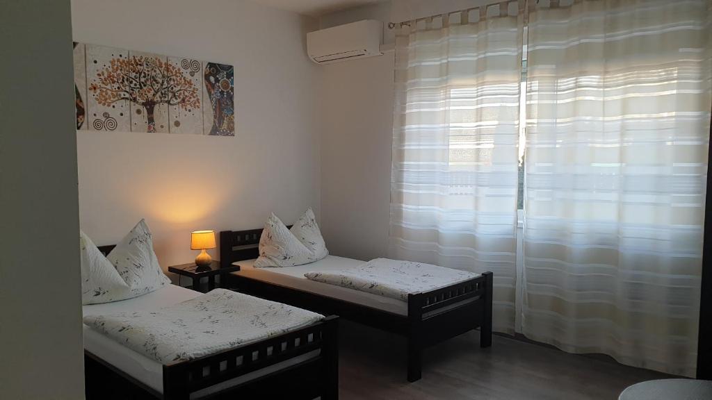 Pension Diana-Parndorf Room Type - Standard Twin Room