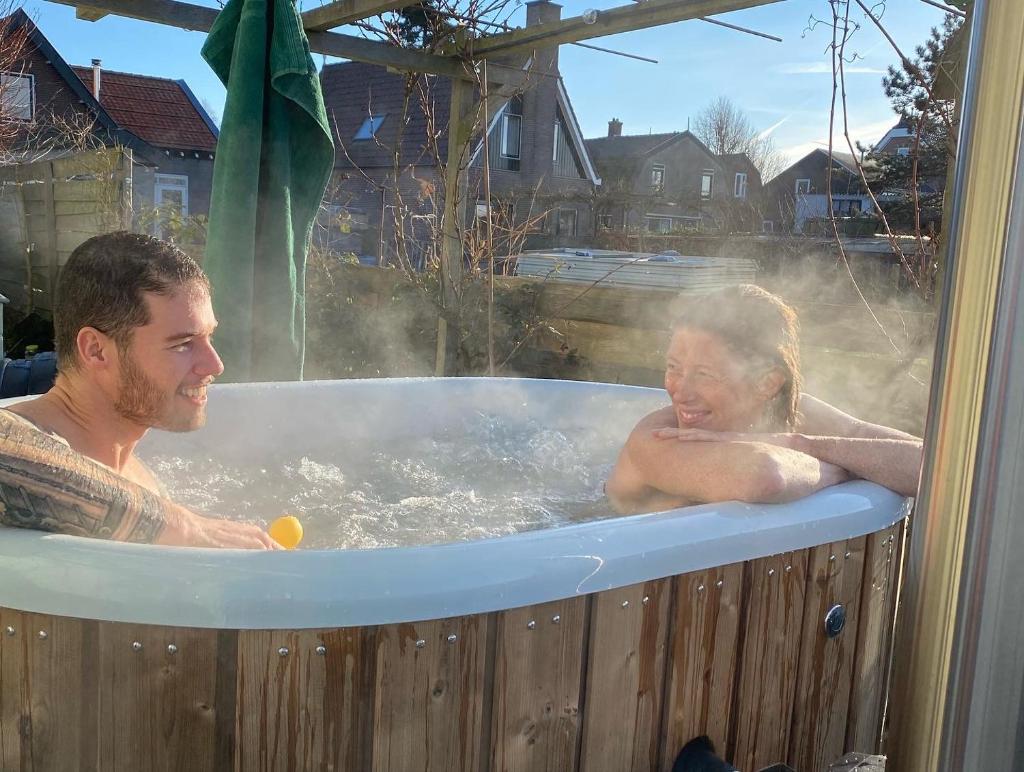 Romantic Dutch hideaway photo 2