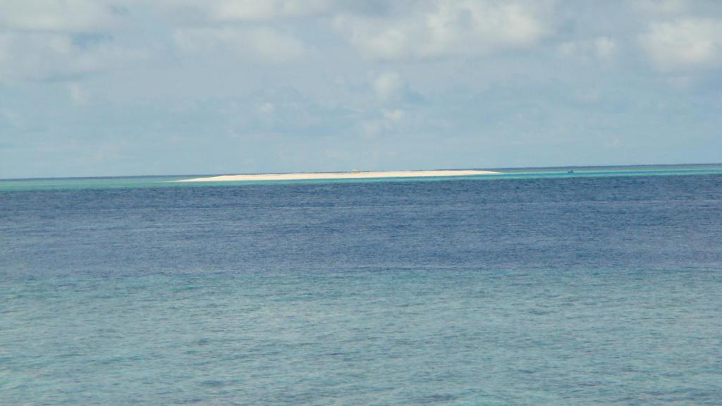 SUNSET BEACH AT CORNERSTAY Fodhdhoo photo 4