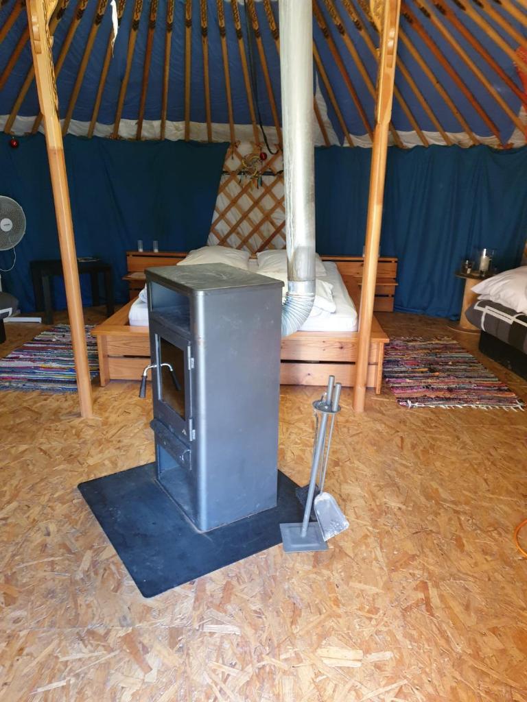 Yourtes 6 personnes proche provins et disney photo 3