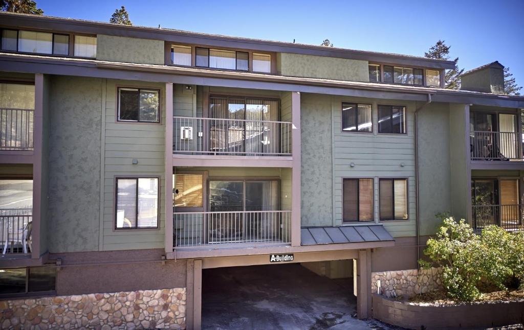 St Anton Street View Ski-In & Out 1-Bedroom Condo photo 3