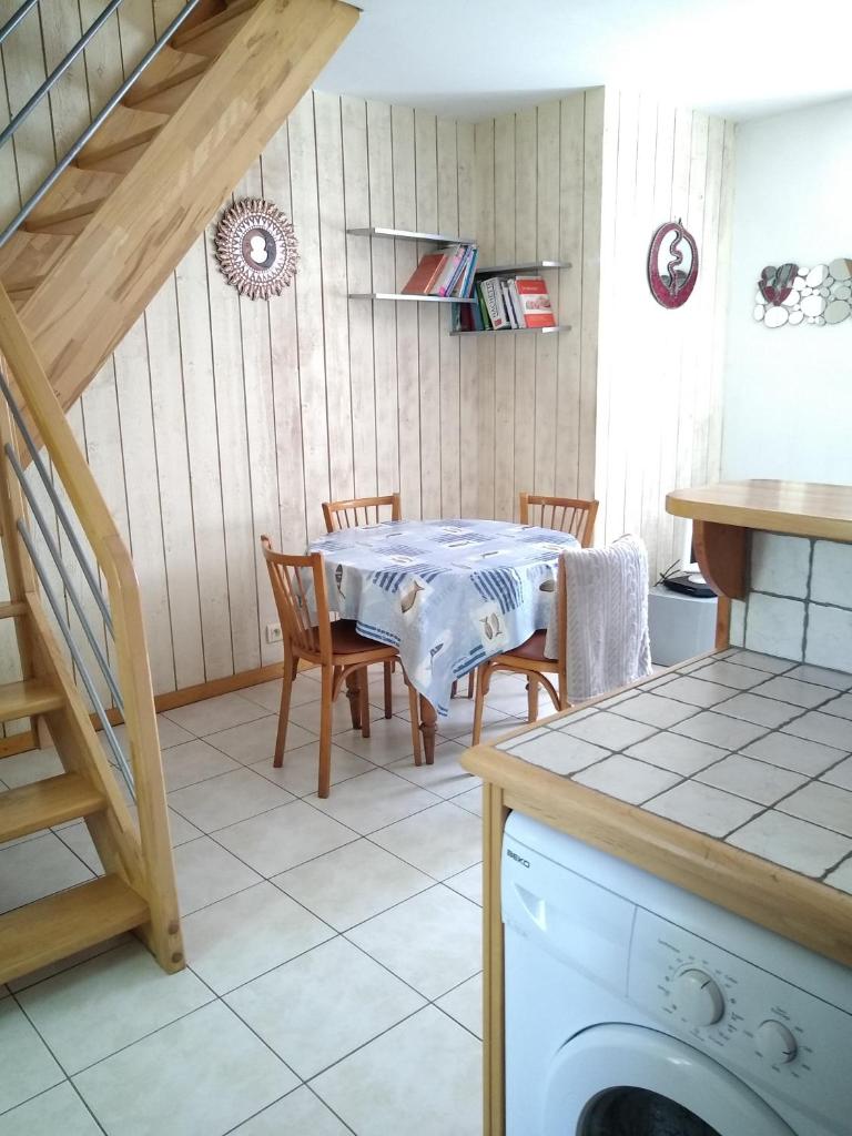 petite maison port de saint goustan photo 2
